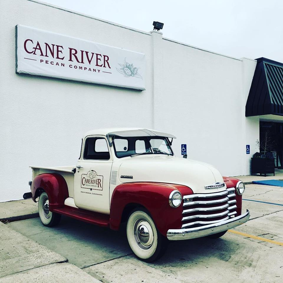 Cane River Pecan Company truck and store